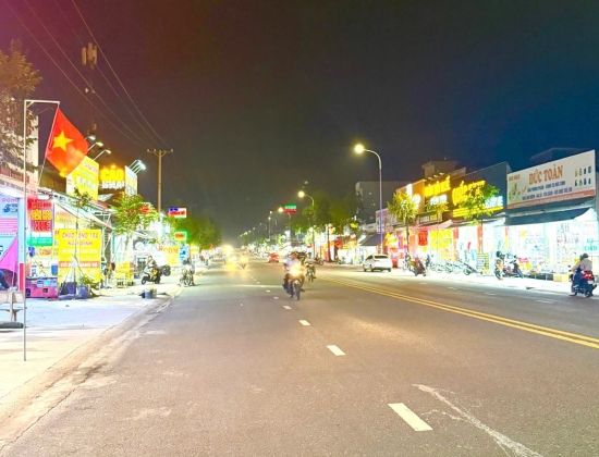 CẦN BÁN GẤP LÔ ĐẤT TẠI VỊ TRÍ KINH DOANH VÍP MỸ PHƯỚC E , BẾN CÁT , BÌNH DƯƠNG